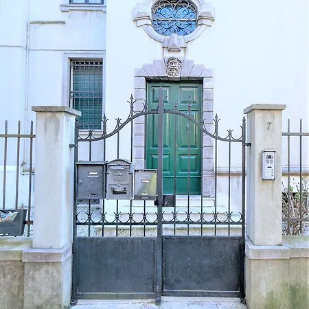 Une, Garden, And Culture Lido di Venezia