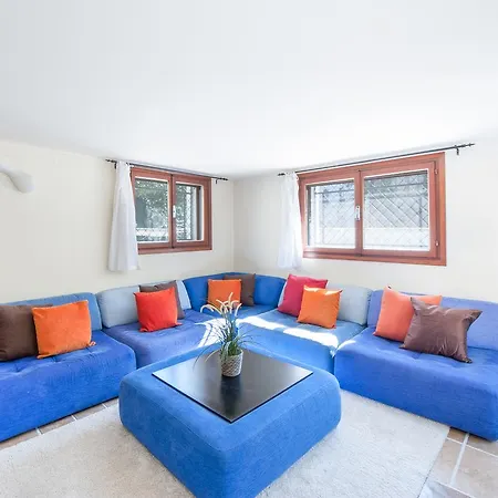 Une, Garden, And Culture Holiday home *